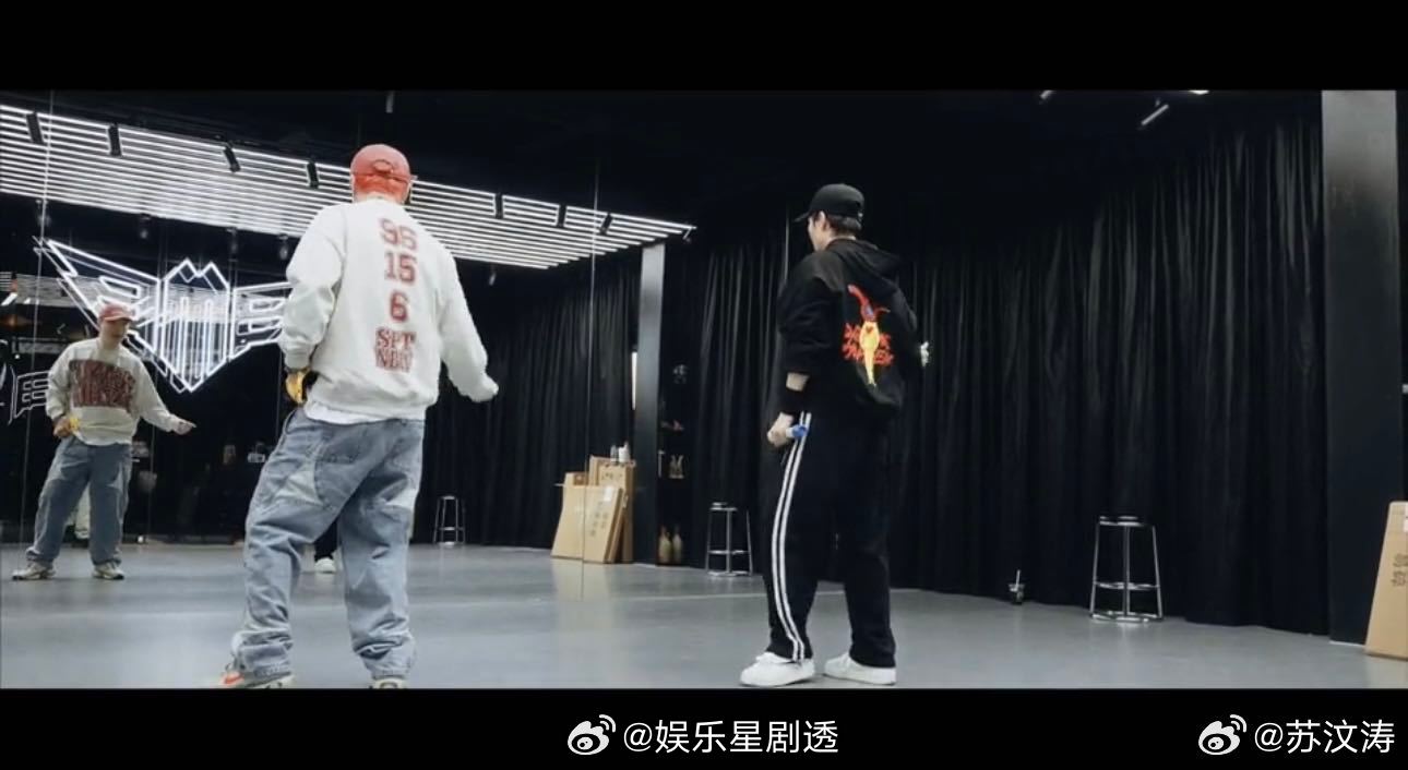 陈楚生不能用什么风格来定义我2025巡演纪录片里的他，让“舒适圈”成了过去式