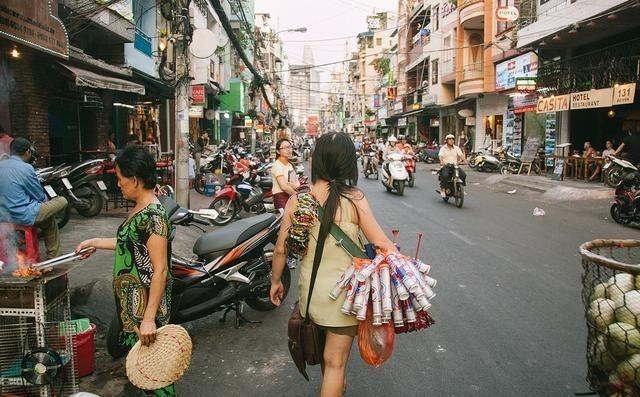 越南态度发生急转弯，就在中日冲突愈演愈烈的时候，新加坡都选择站队了，然而越南却突