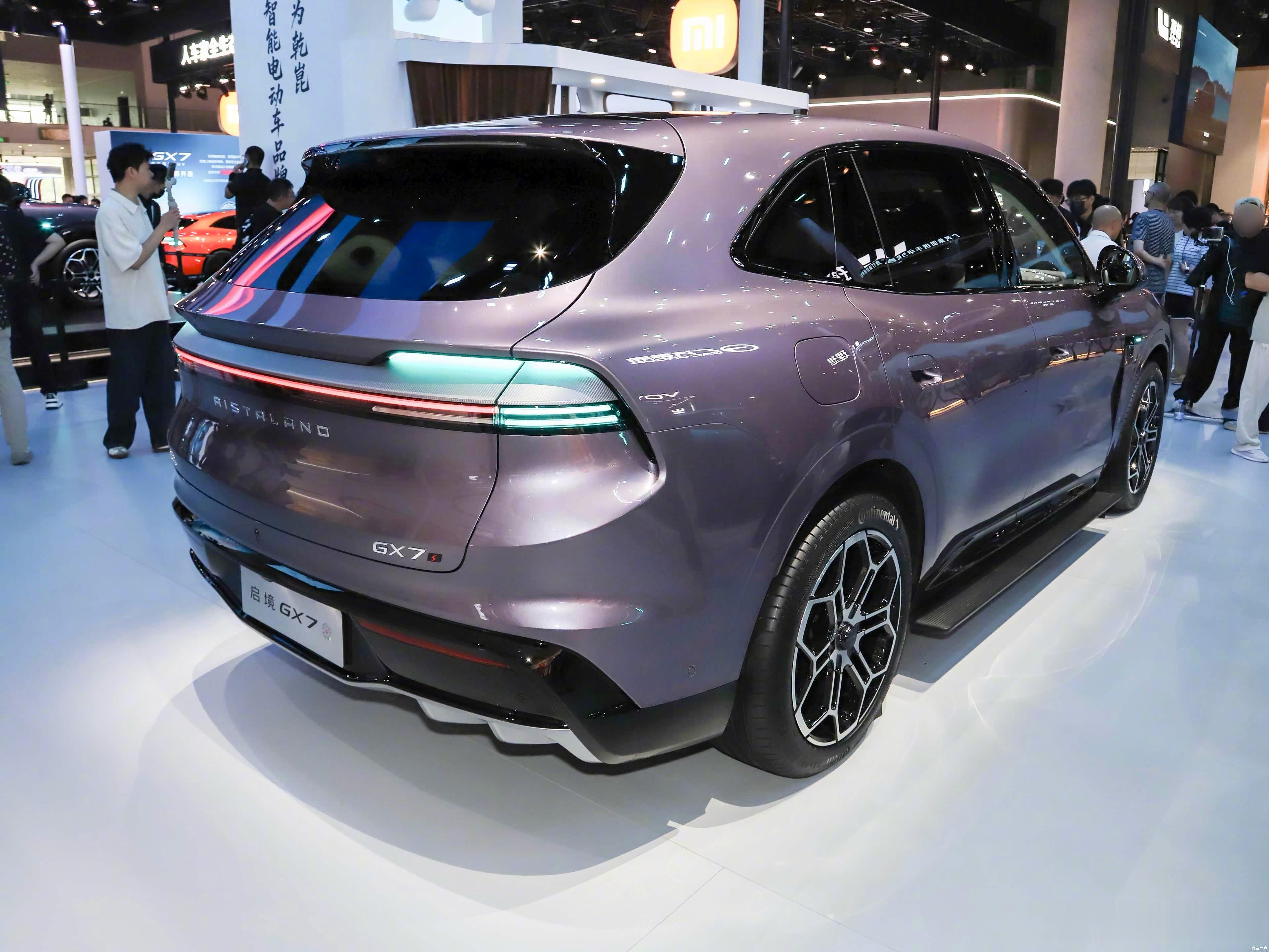 启境GX7于2026年9月正式上市，定位中大型五座增程SUV。车身尺寸4910mm×1975mm×1