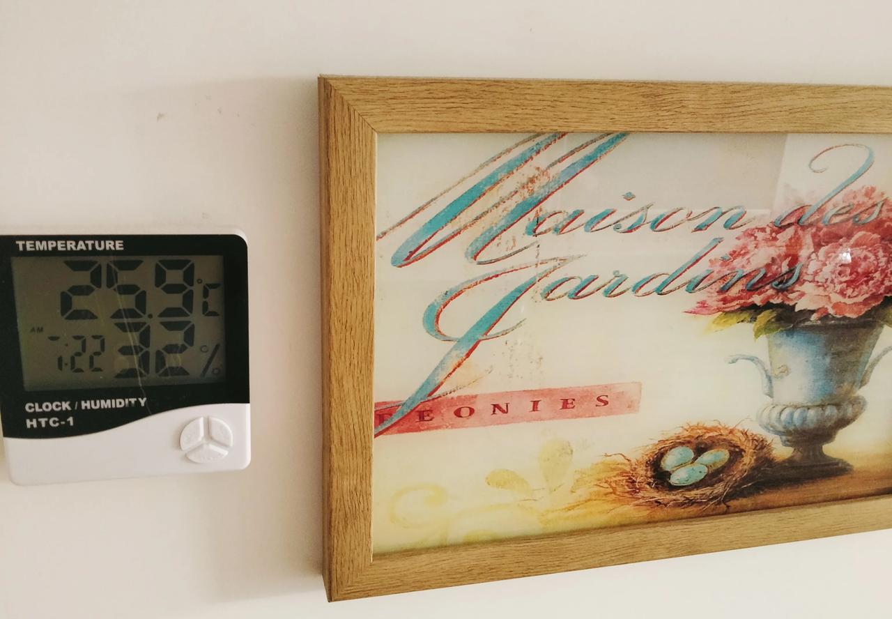 很喜欢一句话：无论风雨多大，总有一盏灯为你点亮。可以毫不夸张的说，无论你走到天