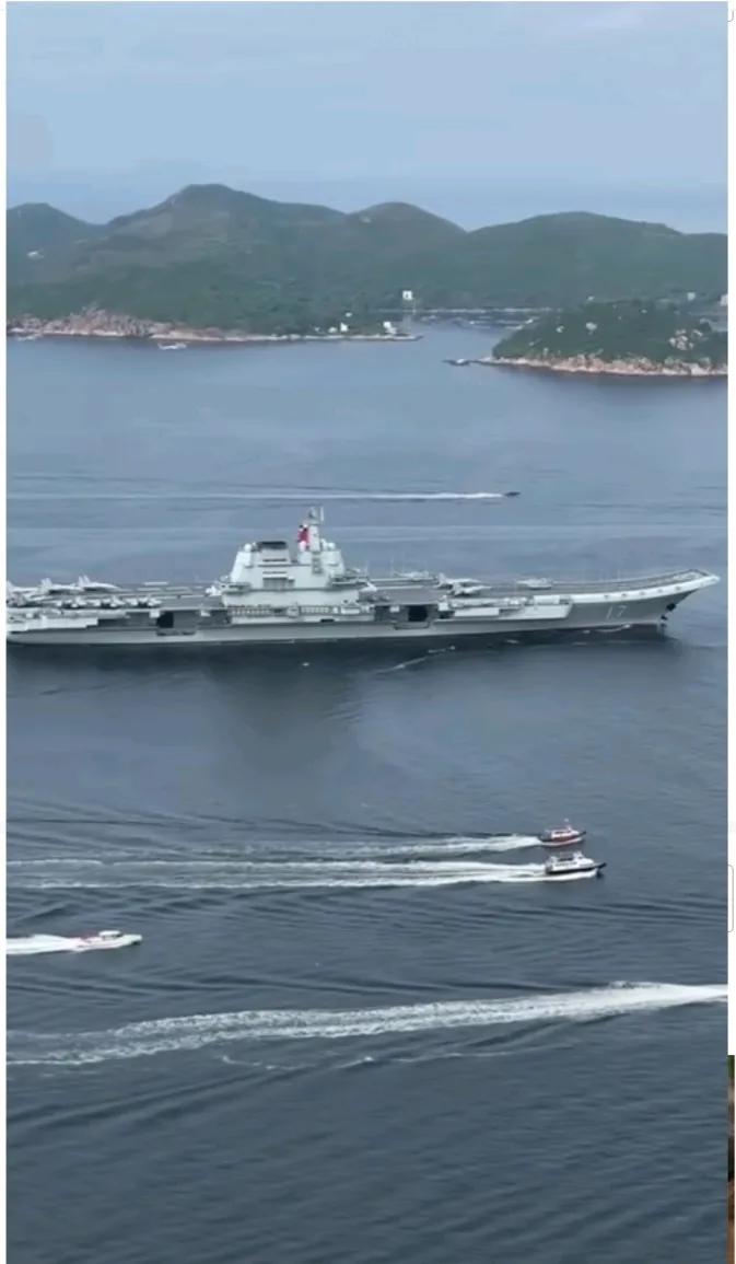 知道为啥我国航母舷号从“16”开始？七镇八远15舰：镇东号、镇西号、镇南号、镇北