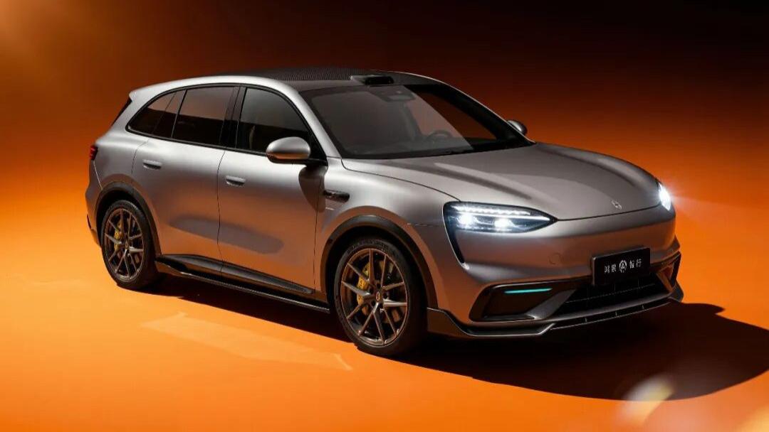 瞄准特斯拉、小米! 问界M6首度现身: 又一“爆款”预定?