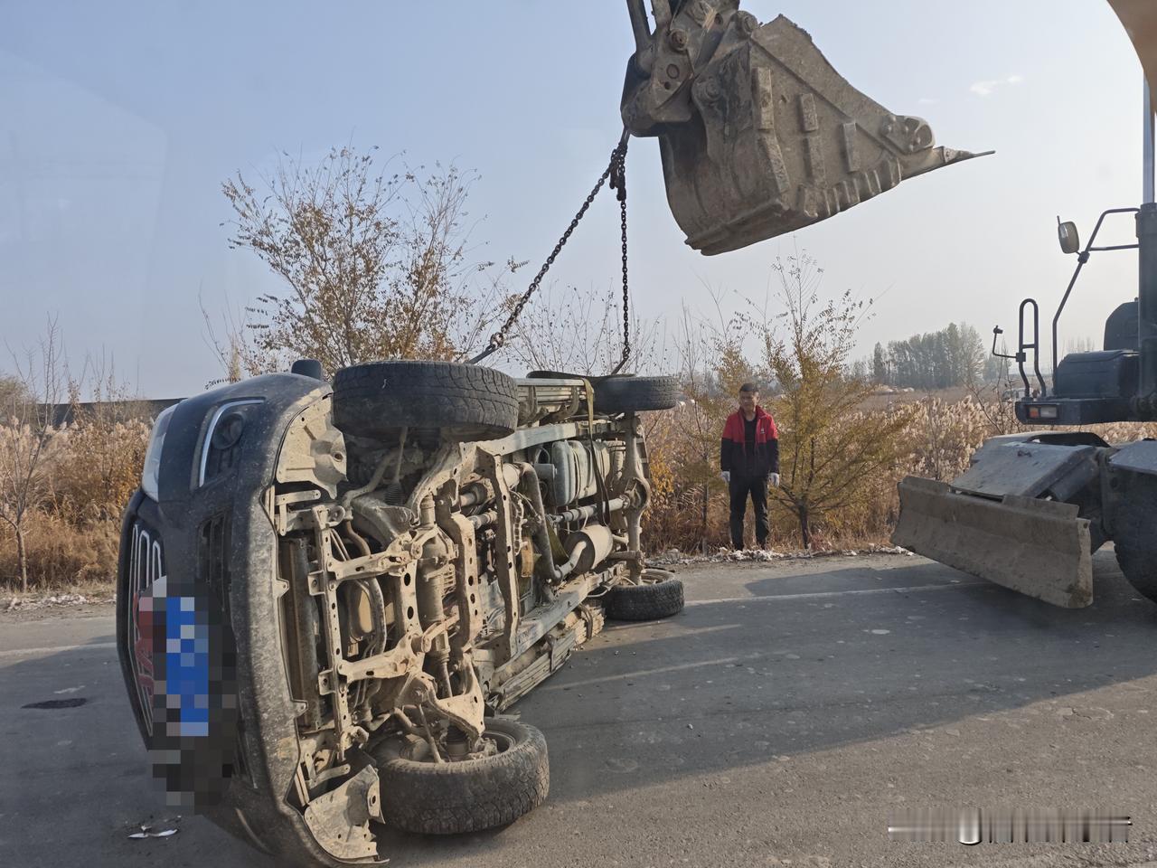 这种路上都能把车开成这样，司机一定是人才