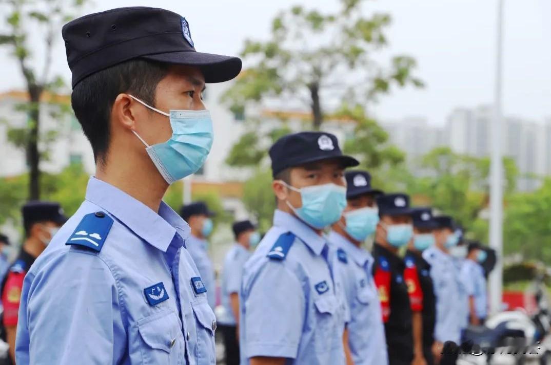 请问：辅警有五险一金吗？辅警五险一金缴纳比例和缴纳基数是多少？答案：辅警一般