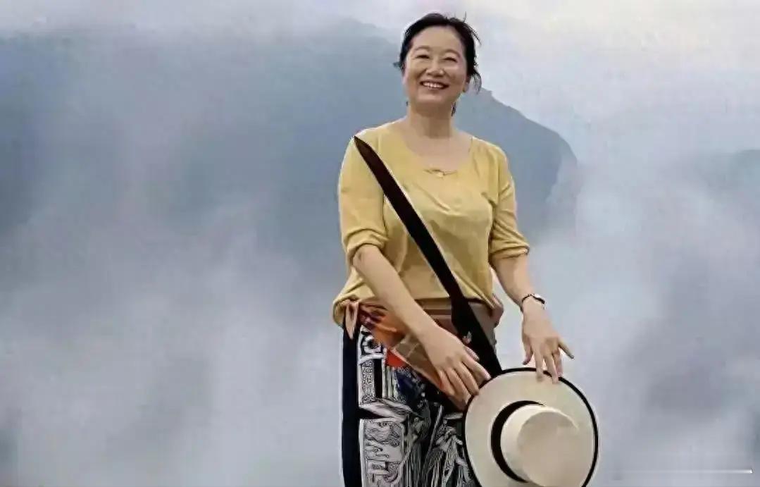 曾经的亚洲第一美人，年轻时倾国倾城，现在却老了。美人也会老啊