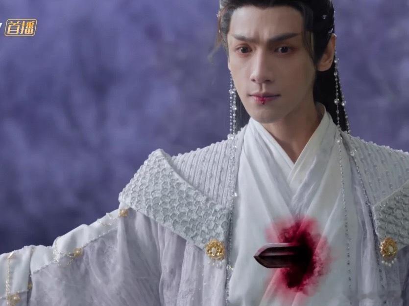 刺在胸部，伤在腹部俺不中了…