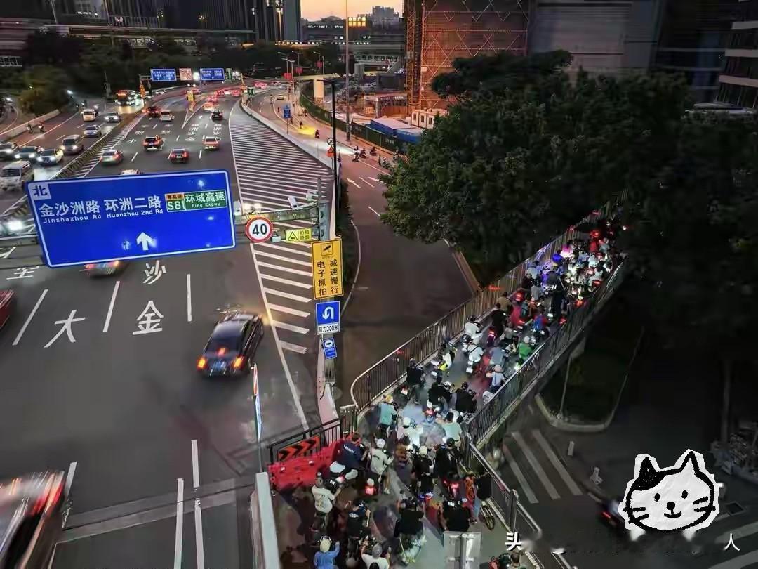 最近广州的电动车（电鸡）问题真的让人头疼，为什么会乱成现在这样？其实根子还在当初