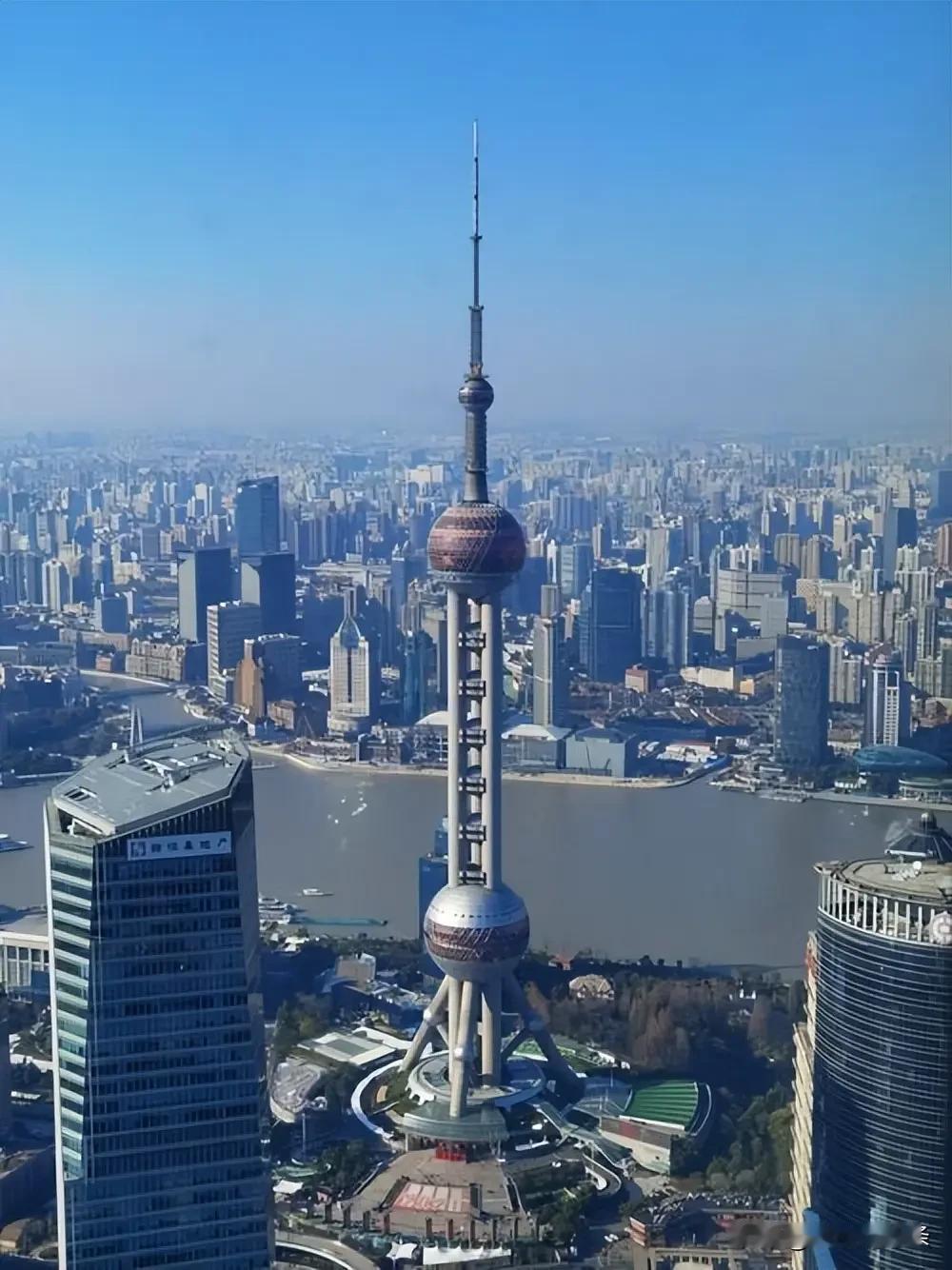 首尔和上海谁更强？首尔941万人口GDP达3593.6亿美元，上海有多少？很多