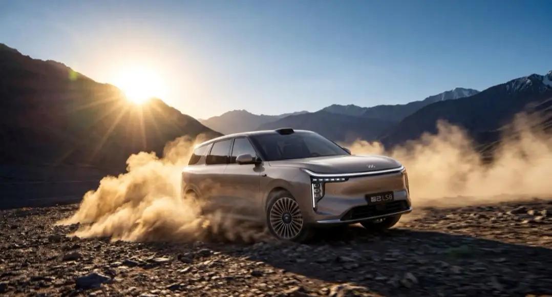 未来5年中国经济大升级，1、现在千万不要买房，未来五年房价不会暴跌，一定会持续