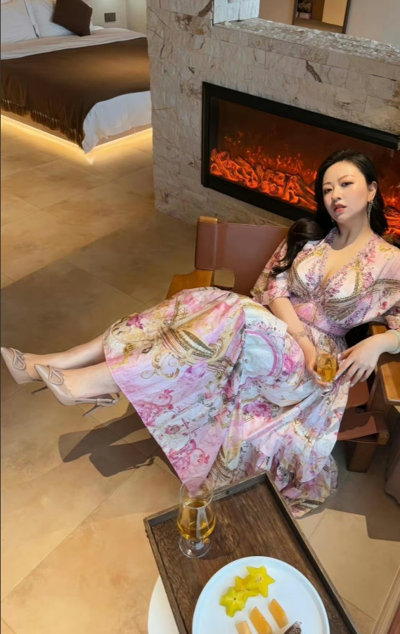 你们最喜欢我哪种风格？甜or酷？