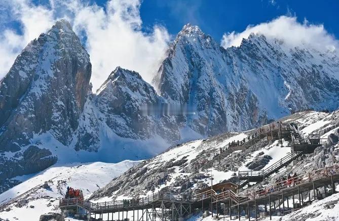 俗语说，“人之命，天注定，胡思乱想没有用”。原生家庭就基本决定了你一半的命运。读