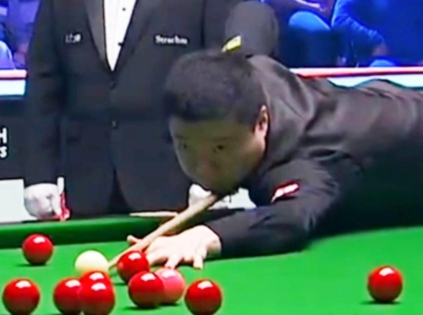 丁俊晖单杆破百，5-3领先唐纳森，有望挺进英锦赛八强！  北京时间12月4