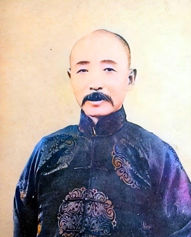 1914年,马龙潭驻守凤城期间，刚柔兼施，经权并用，使得日本人不敢轻易挑生事端，