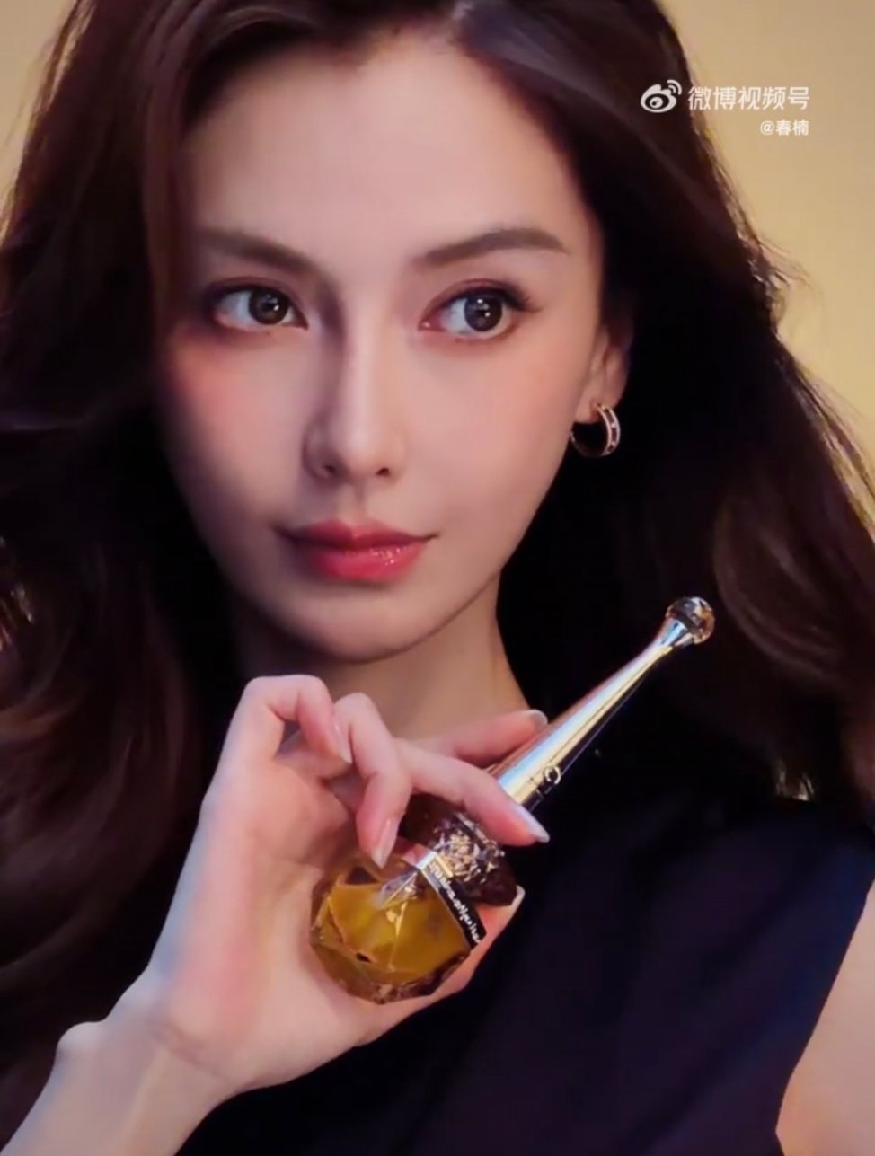 angelababy怼脸拍我爱了