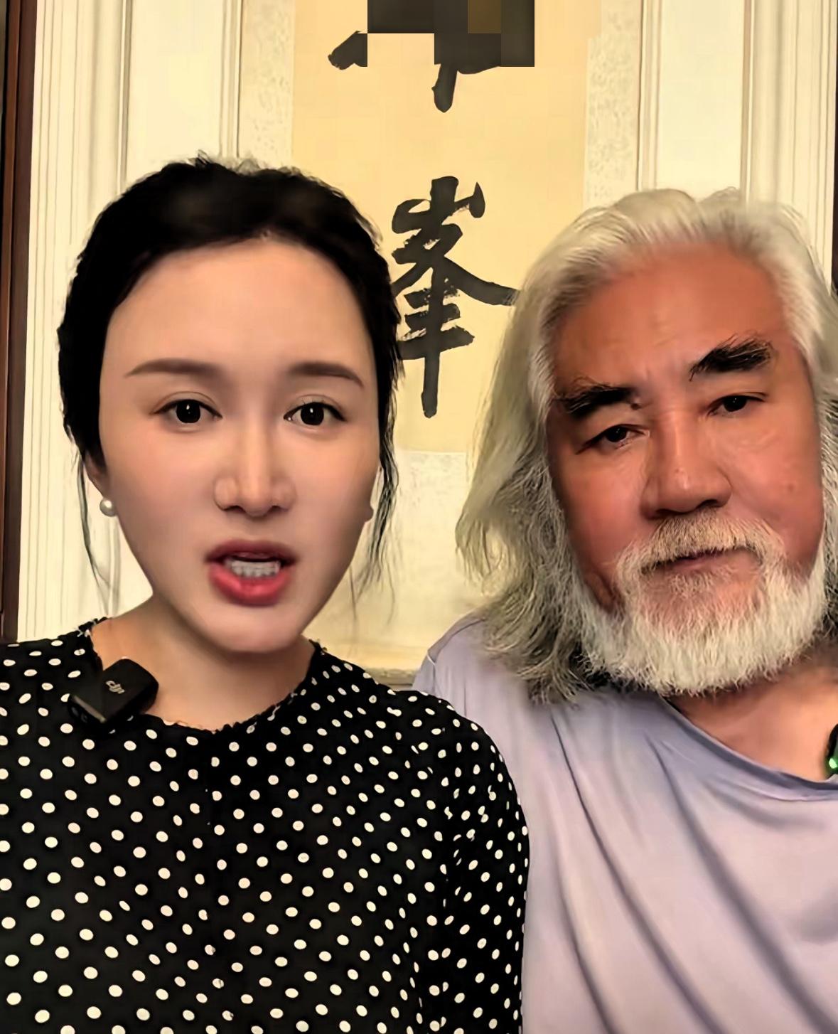 明眼人都看出来了，杜星霖之所以要五胎，倒不是为了给老四找个玩伴，而是因为她太