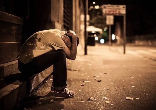 10种不舒服是抑郁症躯体化表现抑郁症很多时候不只是情绪低落，更会以躯体不适的形式