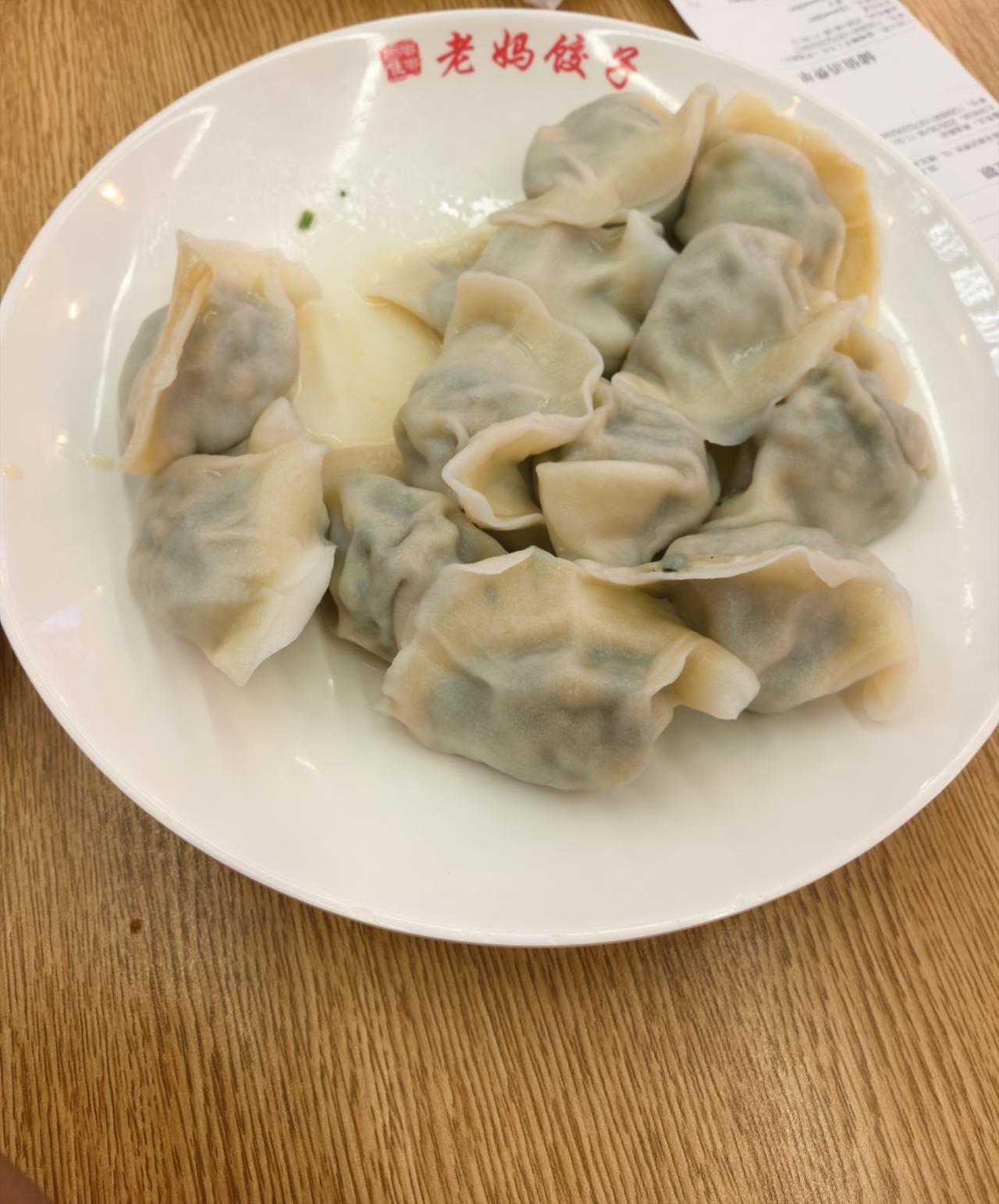 四十年酒龄，今日戒酒第327天，滴酒未沾。戒酒日记写到今天，再坚持39天就