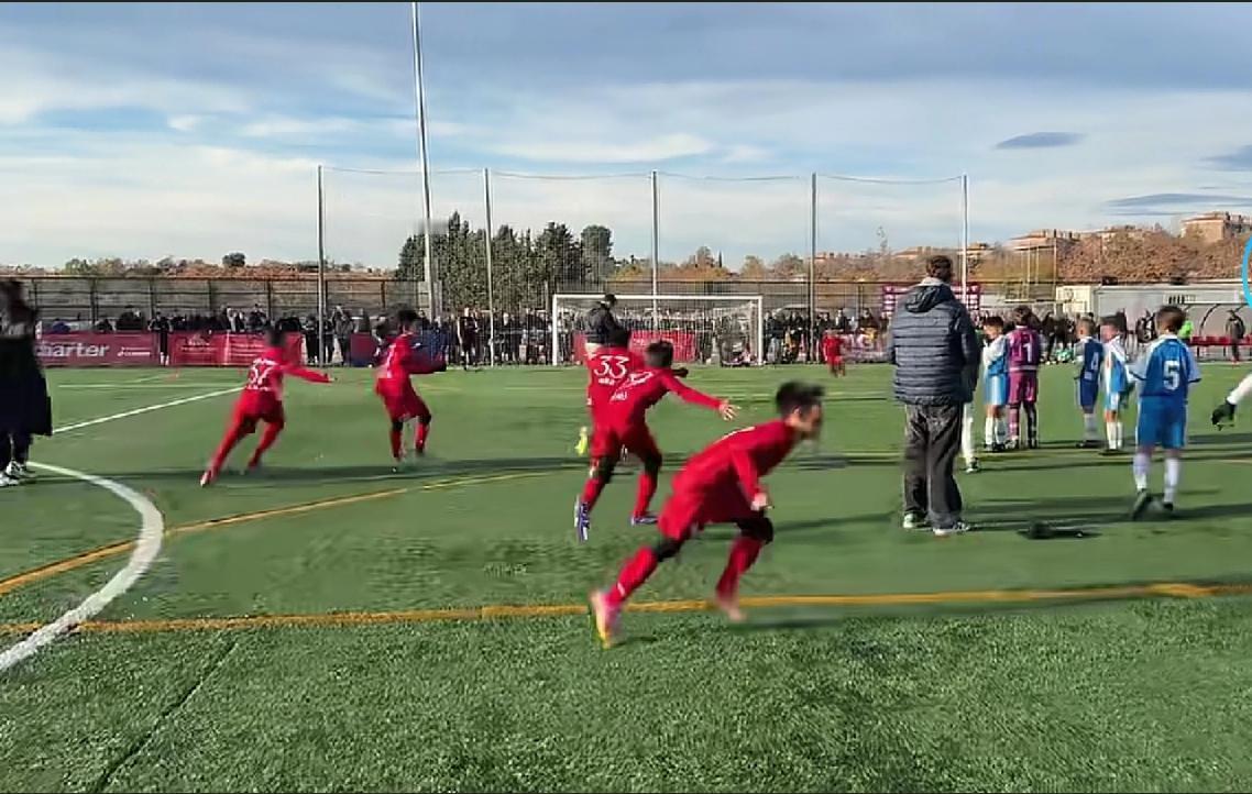 刚刚，听到了董路的疯狂呐喊，原来，他率领的中国足球小将在西班牙曼努埃尔杯赛中，击