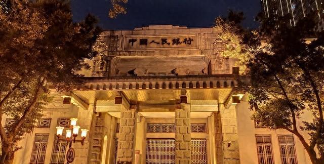 央行存款数据更新！手握20万现金家庭层级，多数人猜错了在短视频里，20万元像