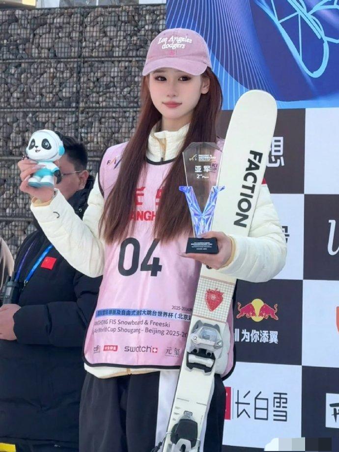 不知道大家有没有同感，现在看体育比赛，最大的感受就是咱们的运动员颜值越来越高了，