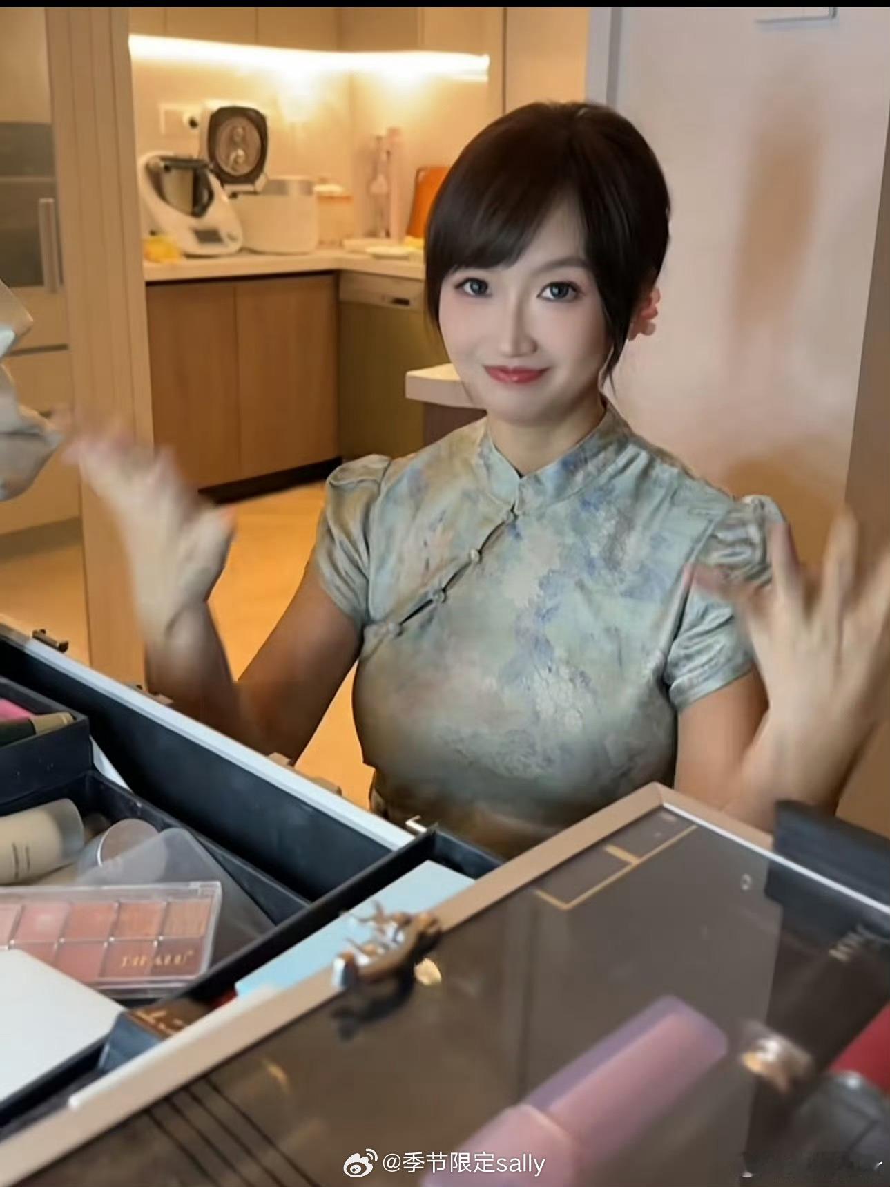 麦琳真的瘦了好多，判若两人了好强，怎么做到的