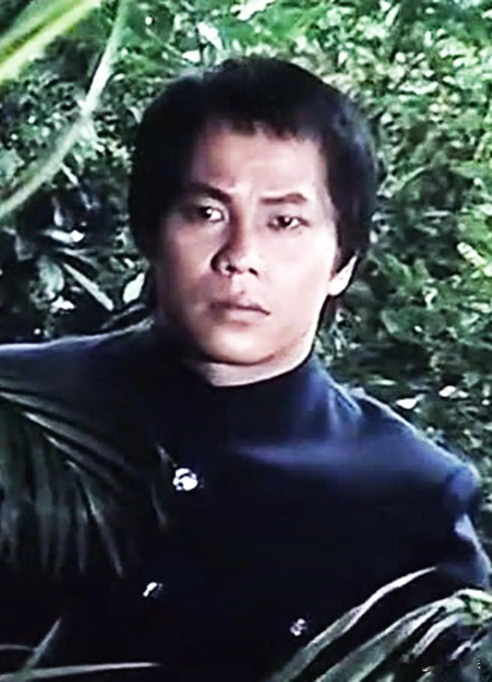 四小龙只剩俩！梁小龙离世，我们怀念的何止是一位功夫巨星？2026年1月14