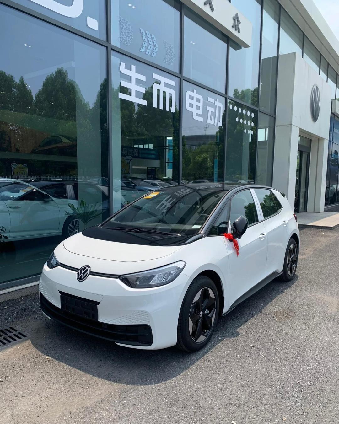 上汽大众ID.3怎么样？十几万后驱电车，别盲目入手！做了15年一线汽车销售，