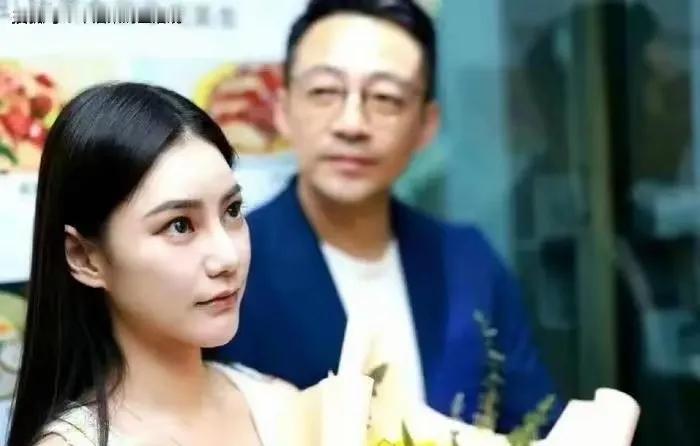 大S妈妈黄春梅的谎言在马晓梅的面前无所遁形大S妈妈可是真的很有想法，汪小菲结婚