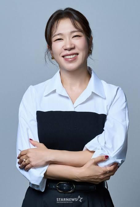 廉惠兰有望出演新剧新社区女主，合作韩石圭。廉惠兰饰演曾是特种部队前线人员，