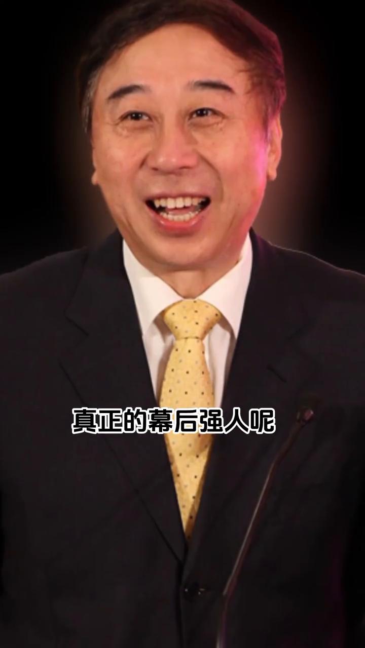万万没想到，冯巩背后的女人竟然如此厉害，让他火了整整40年。众所周知，与冯巩搭档