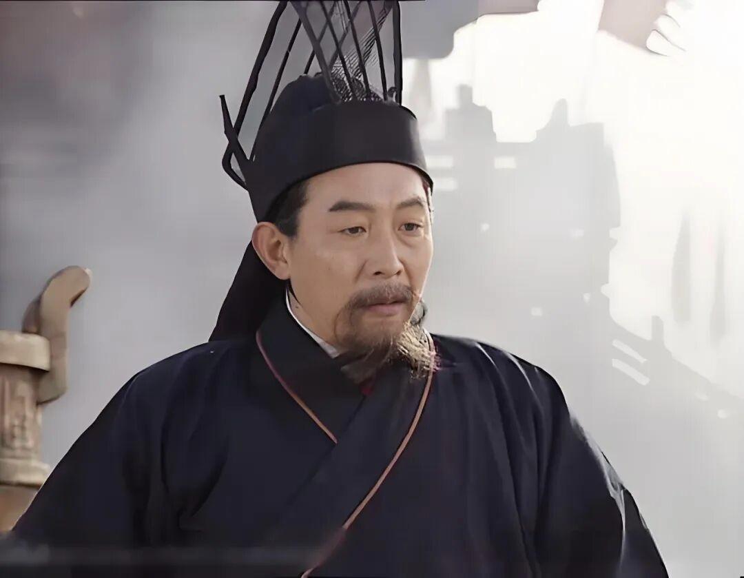 王允太狭隘，贾诩又太毒，最终还是导致天下大乱，老百姓遭殃王允这个反间计本来挺