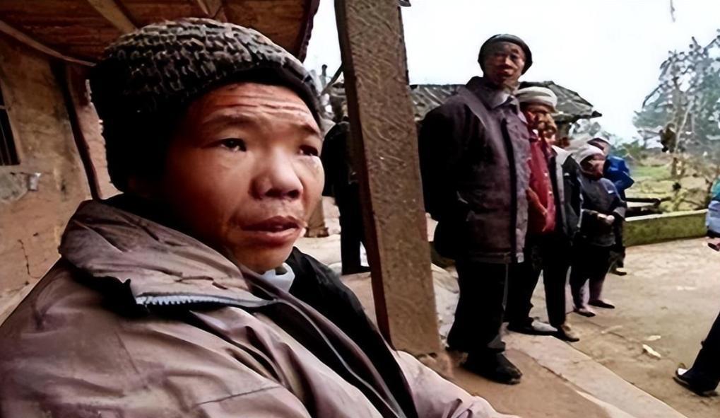 难以置信！重庆惊现不死奇人！一男子在27年的时间死了101次，每次都能平安无事的