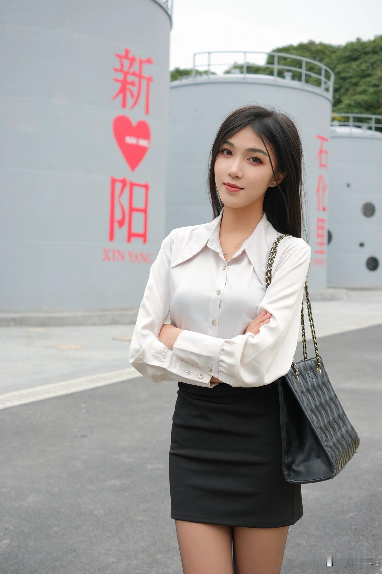 什么样的穿搭可以成为气质女神?女生如何穿搭看起来时尚更有品味呢有哪些适合熟女的