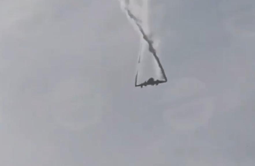 土耳其刚宣布出兵加沙，运输机7300米高空解体，20名特战队员和机组成员当场死亡