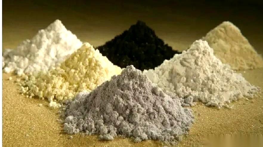 把旧空调、废电机当矿山来挖，这事儿也就日本人想得出来了。国家队下场，带头从一堆