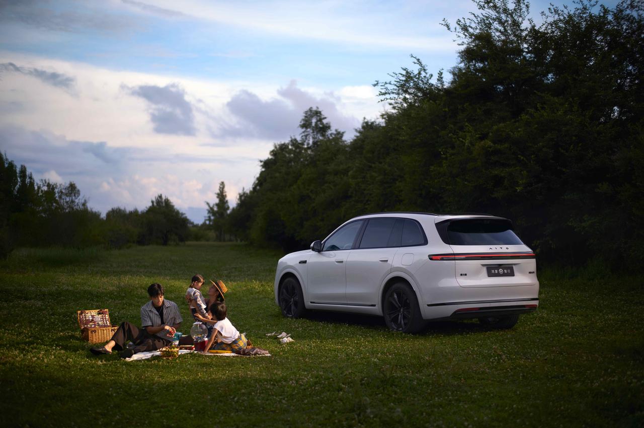 问界M7车主画像曝光！原来高知新贵都这么选车？看到尼尔森最新车主报告中全新问界