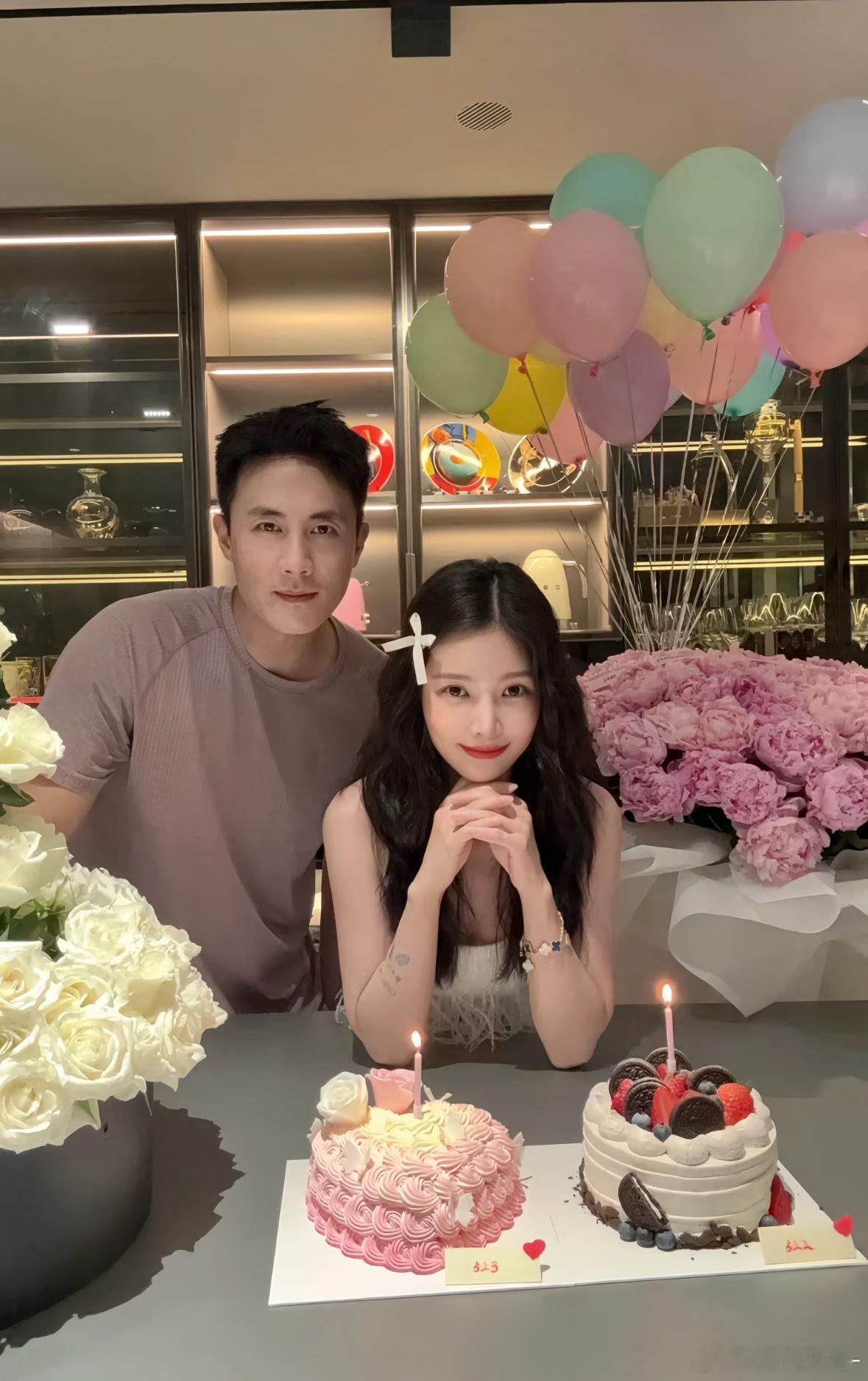 杜淳的老婆，穿着打扮好漂亮，少女感十足杜淳和老婆王灿仅差7岁，看着像两代人，把老