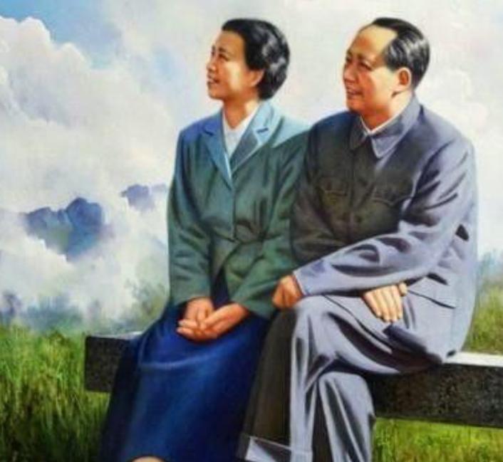 余秋雨唏嘘：“旗手的干预，一方面使“样板戏”跌入泥淖，另一方面却着实增添了“样