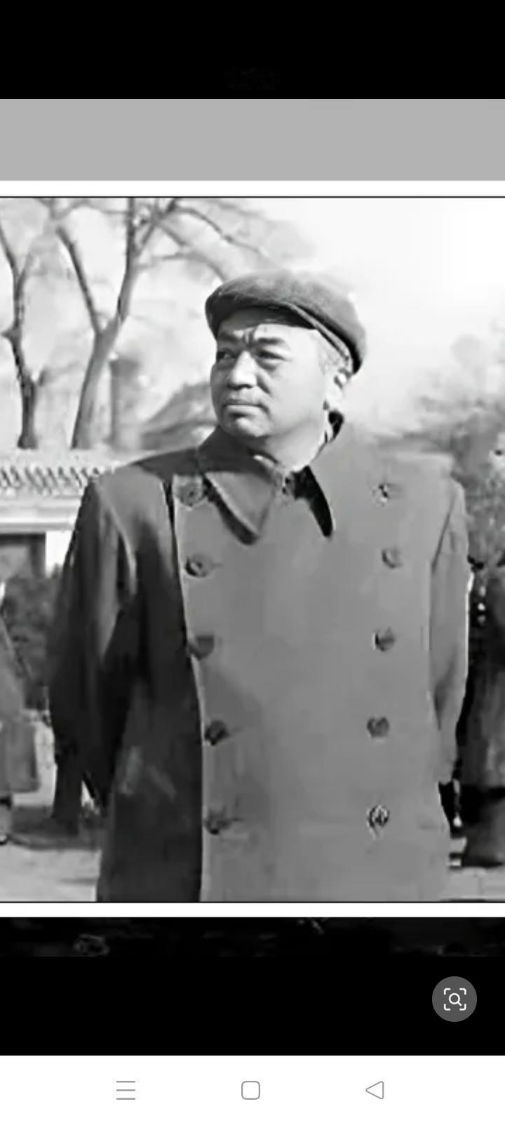 彭德怀元帅战功被远远低估，红军时期他的职务就是红五军军长，1935年后则是红一方