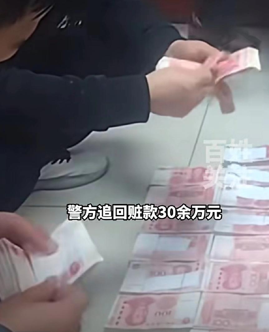 湖南岳阳的黄女士，家里被盗数100000元的现金，还有金手镯全没了，她第一时间找