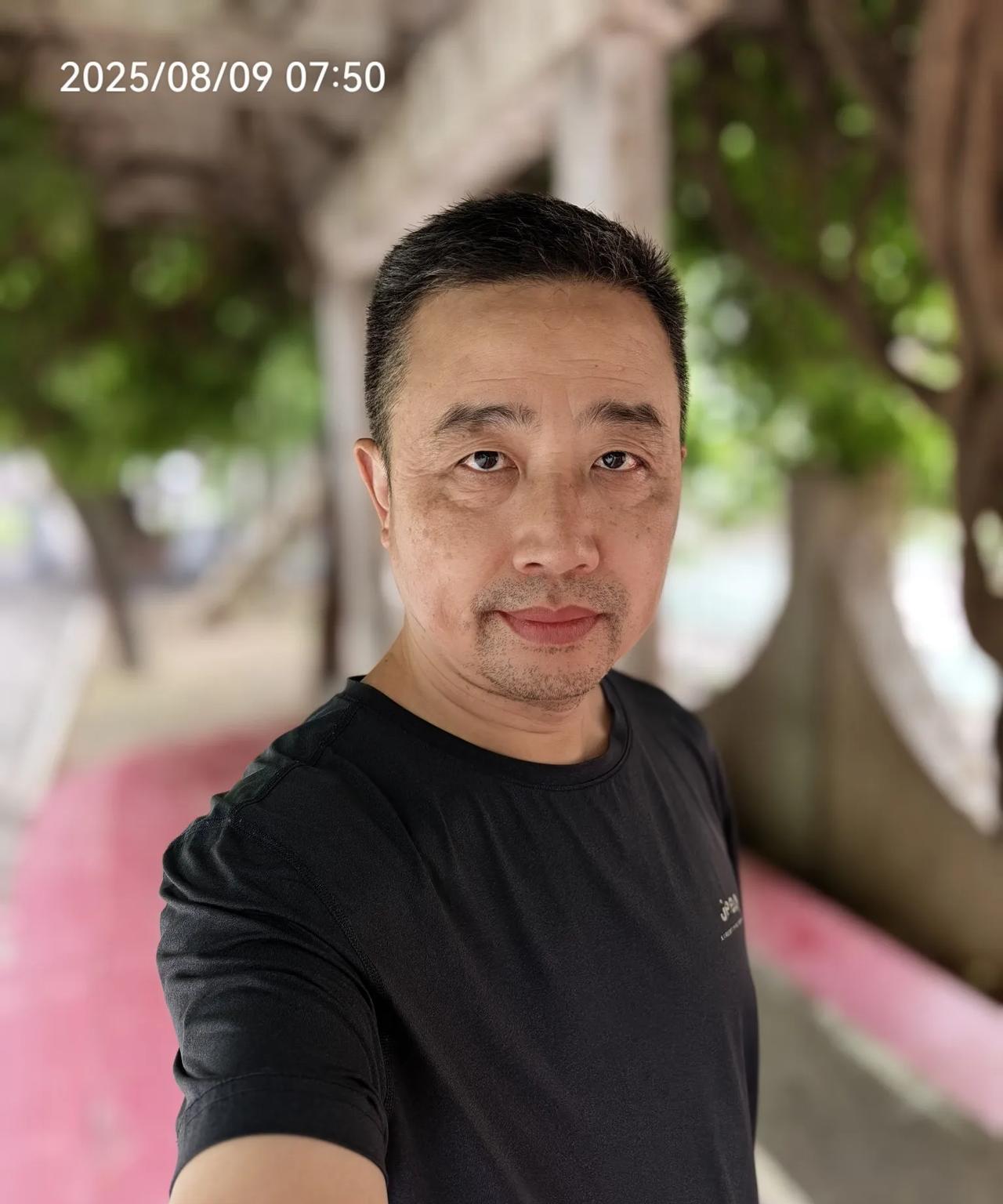 酒龄40年，戒酒、轻断食40天，容貌都发生了变化，整个人都精神了，有图有真相。