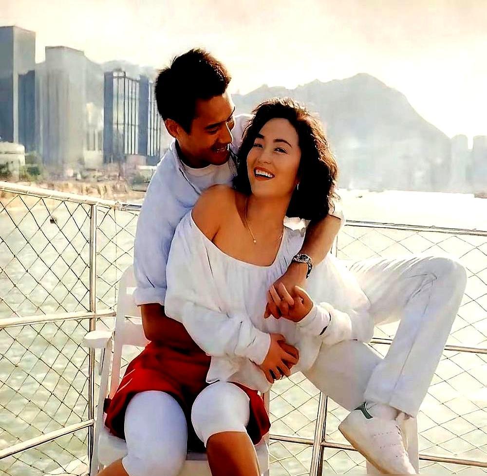 72岁林青霞的近况，戳破了20年虐恋的真相。18岁拍《窗外》爱上已婚秦汉，