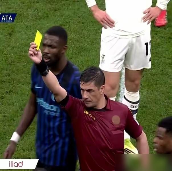 意甲裁判最近的操作，国米球迷看了能气炸。之前米兰德比，漏判国米点球不算，还