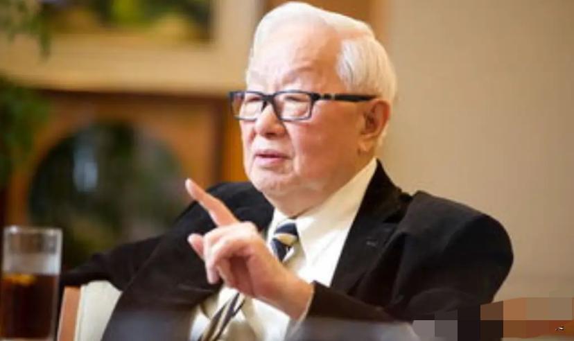 万万没想到台积电创始人张忠谋，受访时再次语出惊人：