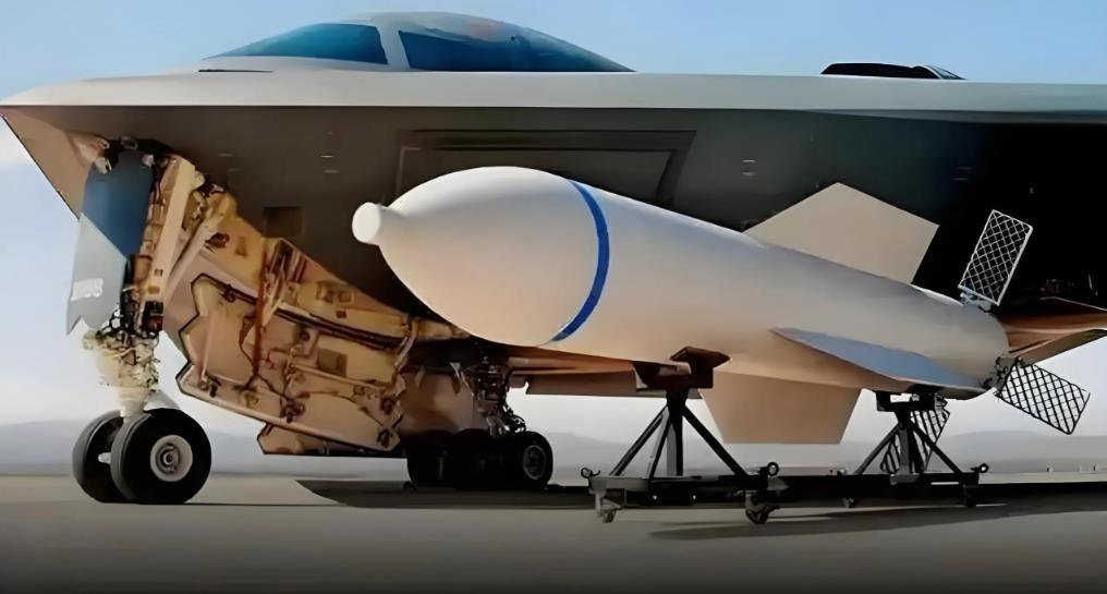B-2横穿中国轰炸伊朗，中国雷达没有发现？首先要确定B-2有没有经过中国领空