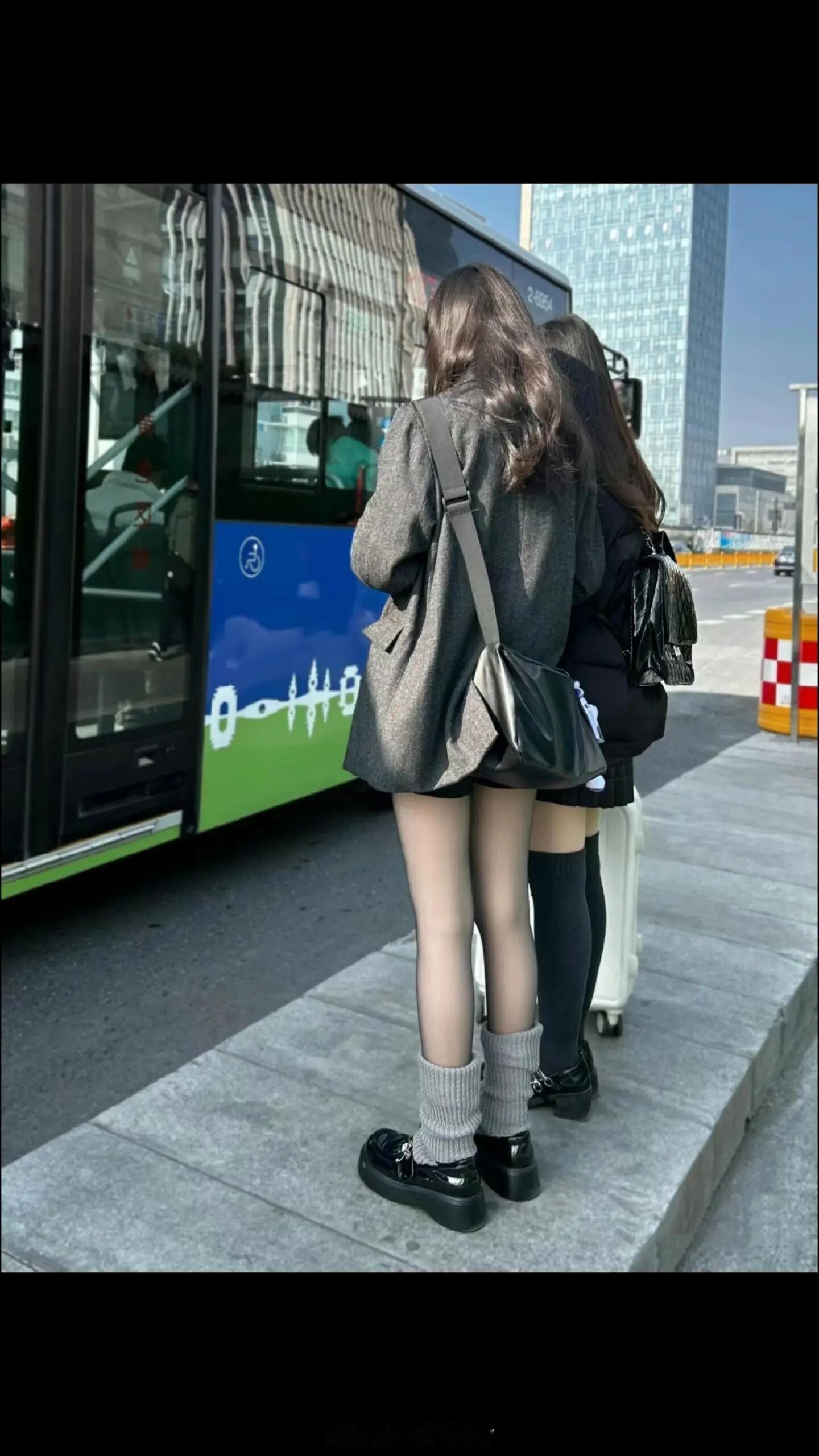 不懂就问这种为什么叫炮姐穿搭？