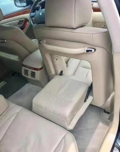 这样的副驾驶座椅设计风格现在为什么被抛弃了呢？？？