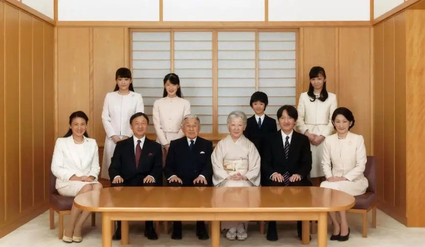 日本皇室哭穷反引众怒你绝对想不到，这个时代还有人敢抱怨每