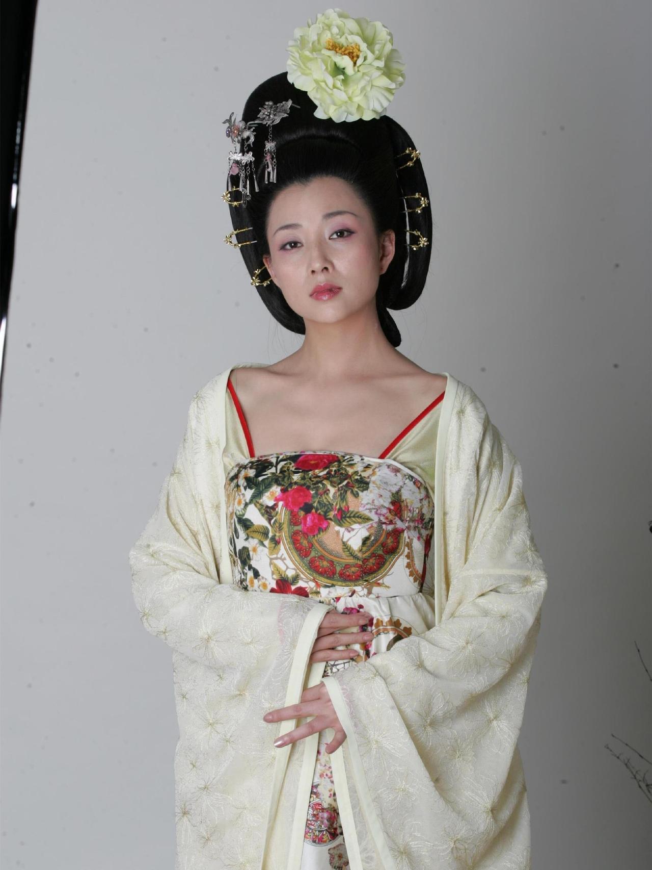 殷桃