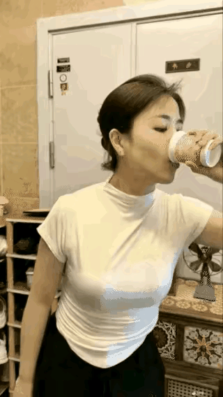 姑娘，你这么调皮，我会爱上你的